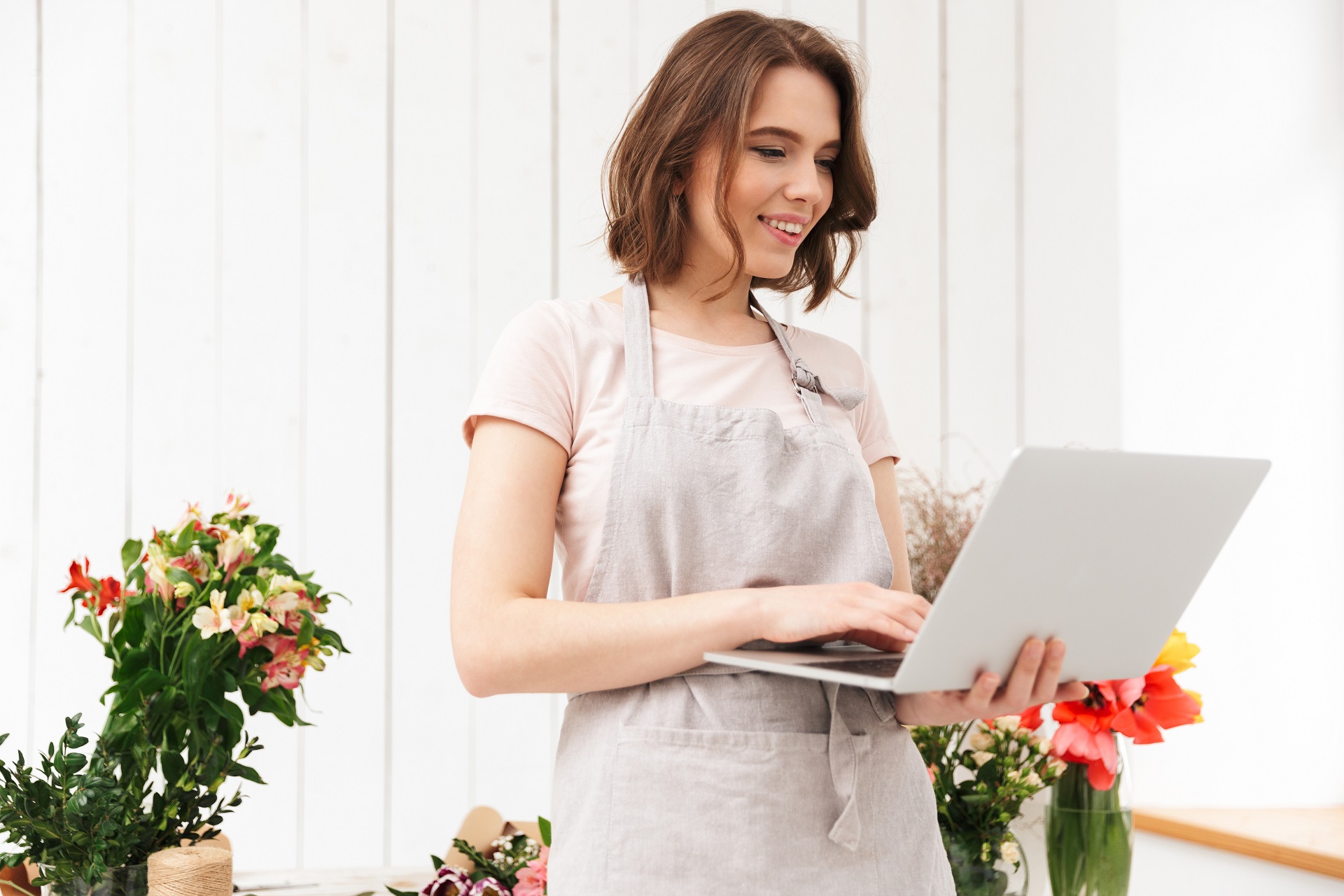 Generate new prospects (Conspire Web Services )